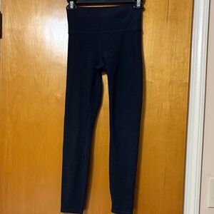 Vuori Navy High-Waisted Leggings